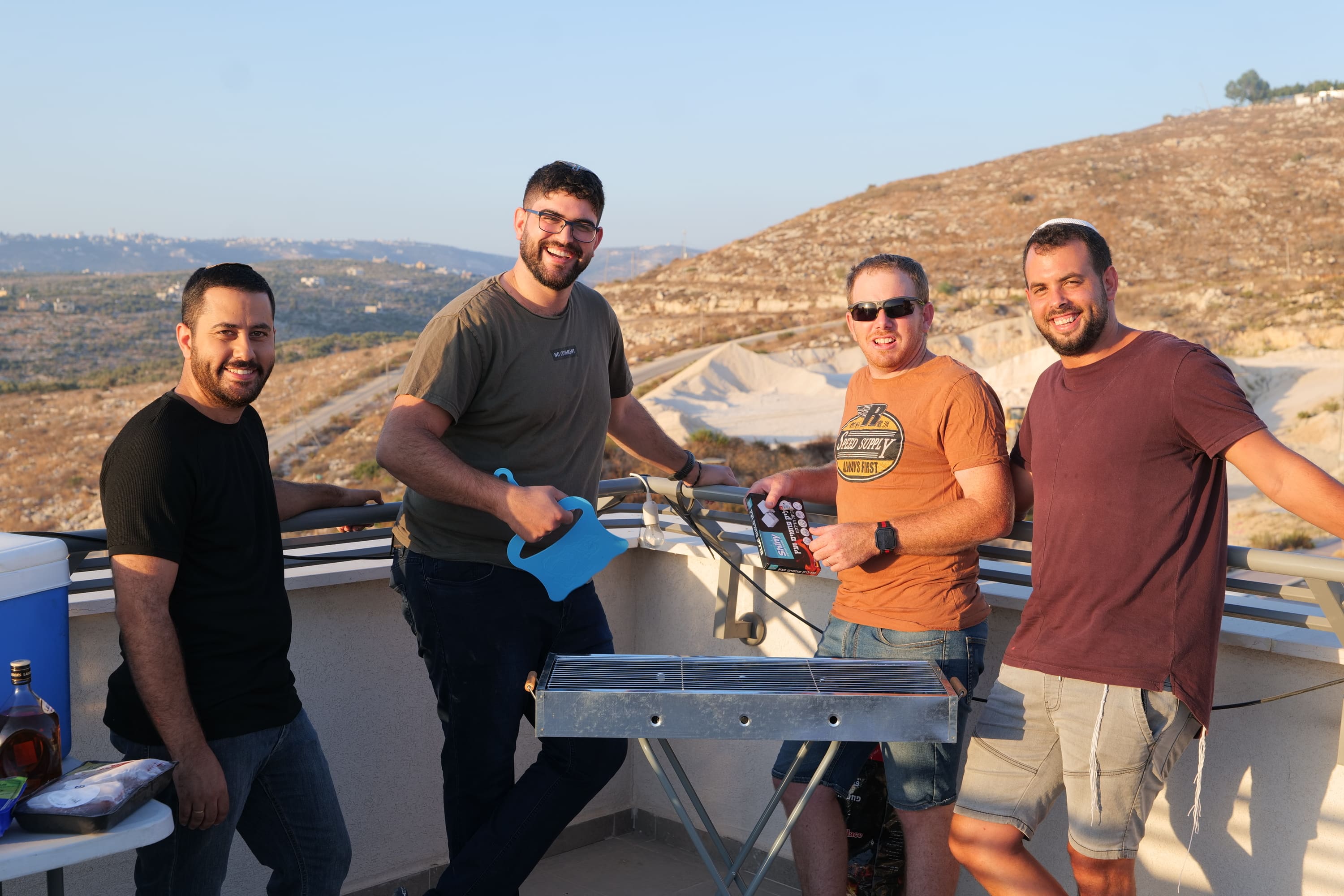 הבית פותח פרק, הקהילה כותבת את הסיפור